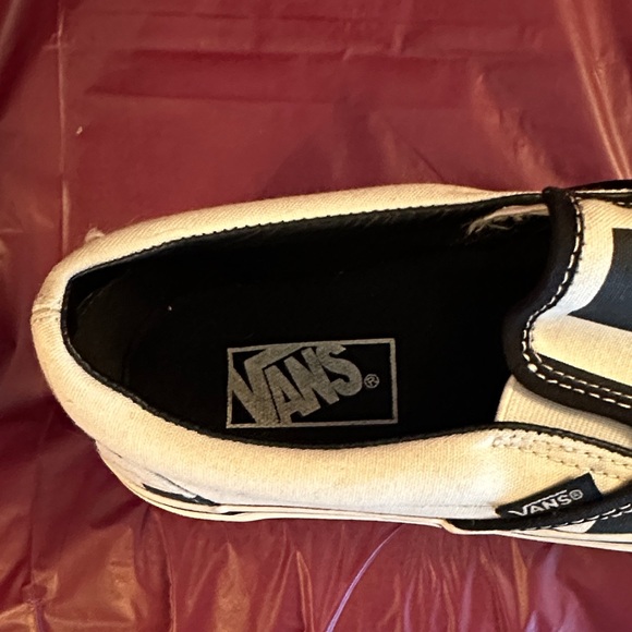 Gorgeous NEW Unisex Vans classic Checkered Slip-Ons, Men 6, Women’s 7.5 NIB - Picture 7 of 8